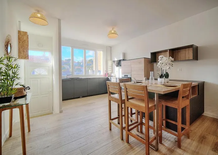 Le Guid - 15 Min - Vca بيت للعطل *